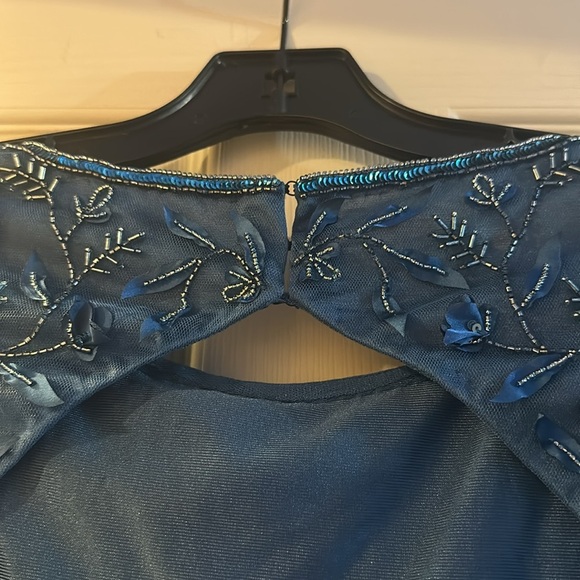Theia Couture Elegant Blue Embroidered and Beaded Dress - Sample Size 2 - Picture 11 of 15